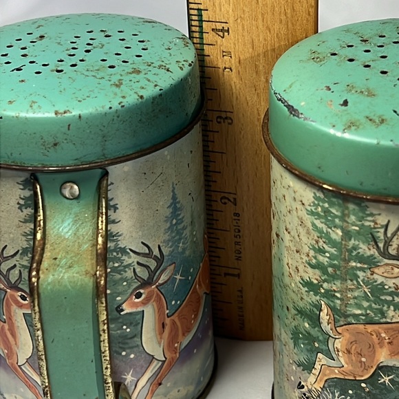 JSNY. VINTAGE SALT AND PEPPER SHAKERS. TIN, WINTER DEER. - Picture 9 of 9